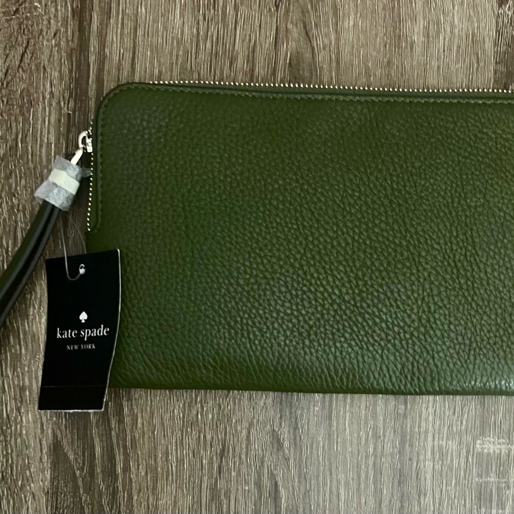 Kate Spade Forest Green Leather Pouch - Picture 4 of 8